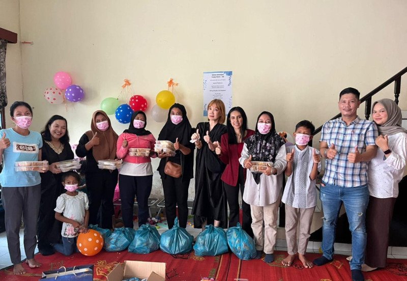 Fashion Show Para Penderita HIV/AIDS di Maria Monique Happy Room-105 Medan