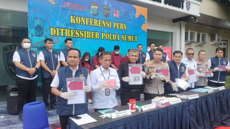 Rahmat Shah Ayah Raline Shah Jadi Korban Scammer dengan Kerugian Rp 254 Juta, Polda Sumut Tangkap 4 Tersangka