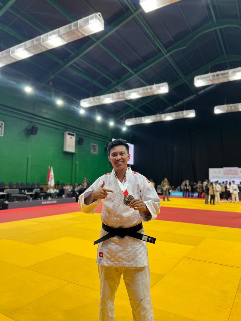 Bripda Dicky Sembiring, Personel Satbrimob Polda Sumut Raih Medali Perunggu di PON Cabang Beladiri Judo