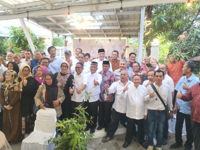 Deklarasi Gerakan Kaya Raya Bersama Rakyat Indonesia (GK BRI) Sukses, Anto Genk Ikut Baca Puisi