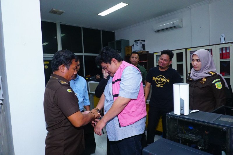 Kejati Sumut Tahan Analis Kredit Bank Sumut, Diduga Terlibat Korupsi Kredit Modal Usaha Rp3 Miliar