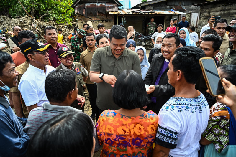Bantu Biaya Pendidikan Korban Bencana Banjir dan Longsor, Gubernur Bobby Nasution Perluas Sekolah Gratis Tahap Pertama dan Relaksasi Biaya Kuliah