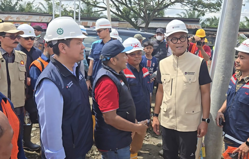 Dirut PTPN IV dan Direktur HK PTPN I Dampingi COO Danantara Tinjau Pembangunan Huntara di Aceh