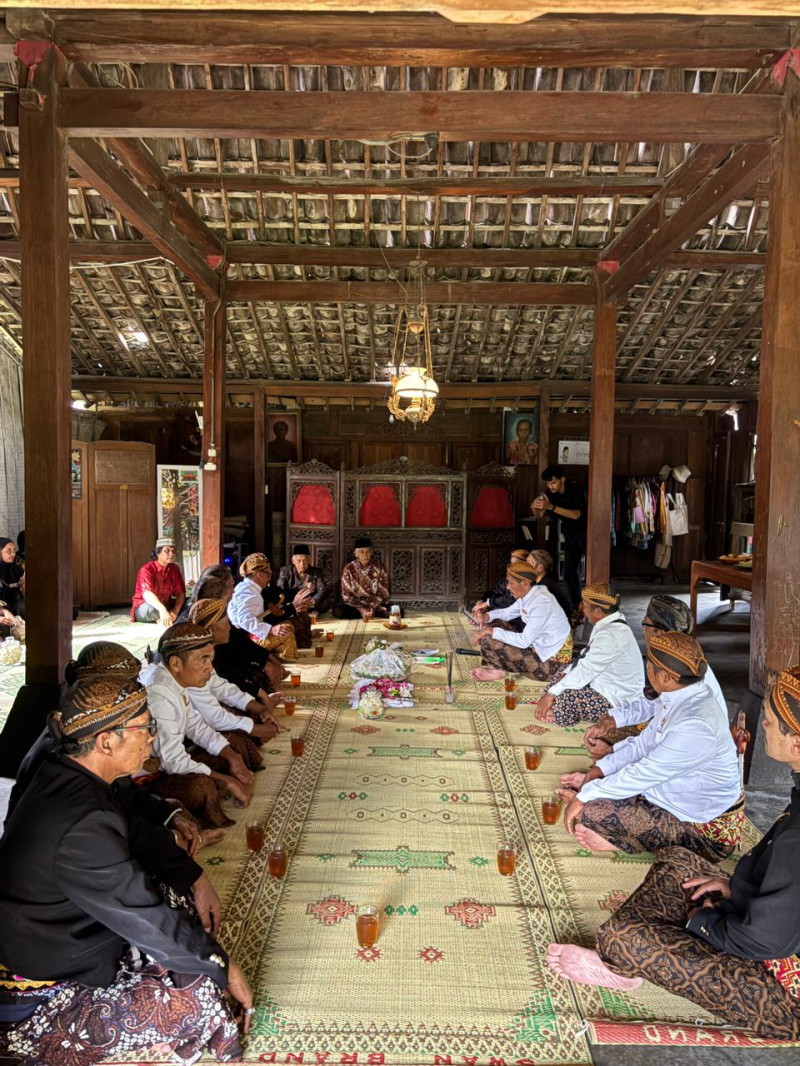 PAKASA MAGELANG PEWARIS KEPATIHAN MATARAM