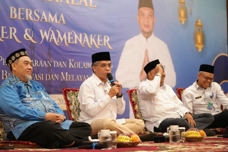 Menaker Tekankan Peningkatan Layanan Kemnaker agar Lebih Mudah Diakses