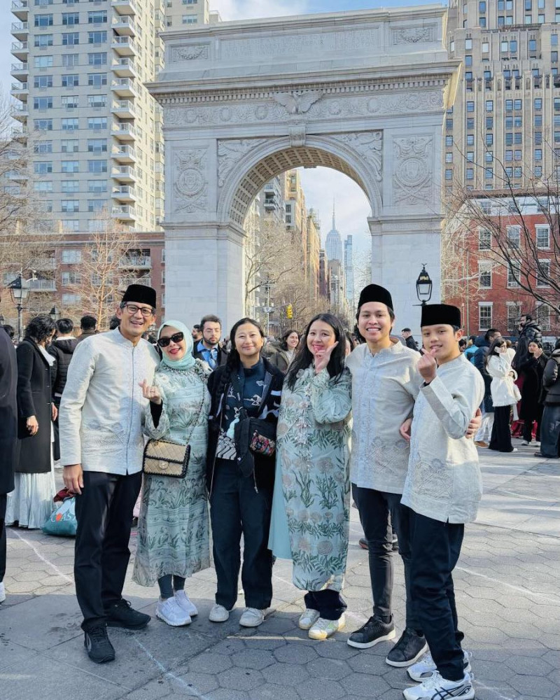 Lebaran di New York, Sandiaga Salahuddin Uno Dampingi Anak yang Segera Melahirkan