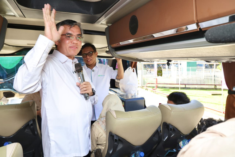 Lepas Mudik 1.431 Pekerja Panasonic, Menaker: Perusahaan Harus Memanusiakan Pekerja