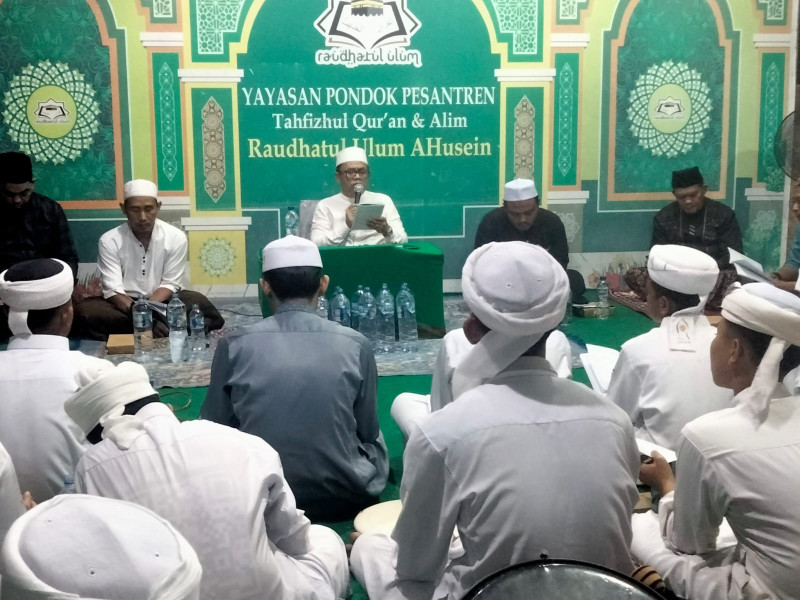 Pesantren Didorong Jadi Motor Kebangkitan Ekonomi Syariah Nasional