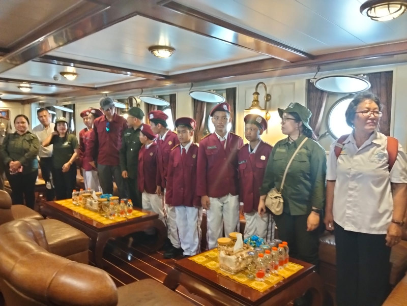 Pemko Medan Ajak Siswa Sekolah Rakyat Naik KRI Bima Suci