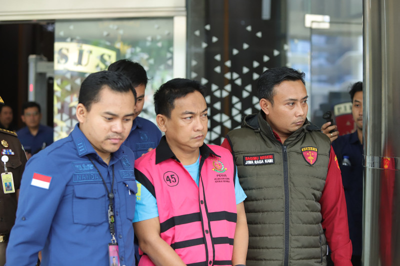 Tim Penyidik Tetapkan Ketua Ombudsman HS sebagai Tersangka Kasus Tambang Nikel di Sultra