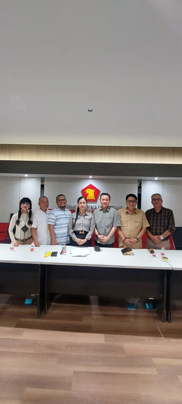 Bendum Gerindra Sumut Meriyawati Amelia Prasetyo (Bunda Yin) dan CEO Sumut24 Rianto Dorong Gagasan KOMID Dukung Prabowo