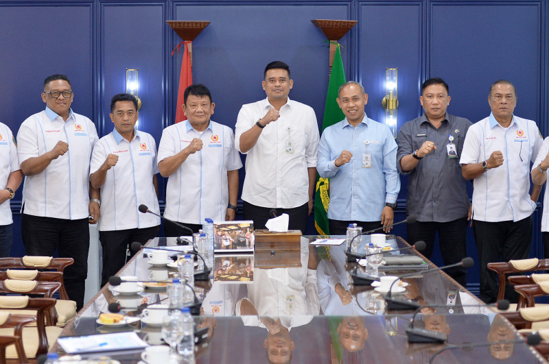 Bobby Nasution Tekankan Pembinaan dan Integritas Atlet,  Targetkan Sumut Konsisten di Papan Atas PON