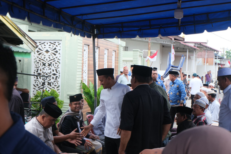 Wali Kota Tanjungbalai Melayat ke Rumah Duka Istri Mantan Wali Kota Waris Thalib