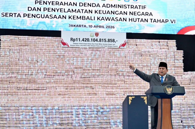 Presiden Prabowo Subianto Saksikan Penyerahan Rp11,42 Triliun dan Ratusan Ribu Hektare Lahan ke Negara