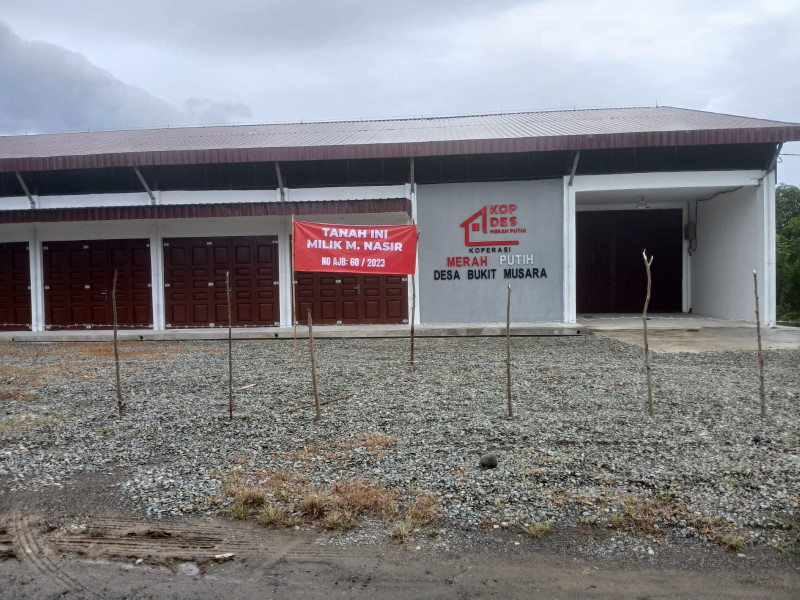 Pemilik Klaim Tanah Gedung Koperasi Merah Putih Bukit Mesara, Lokasi Dipagari Kawat Duri