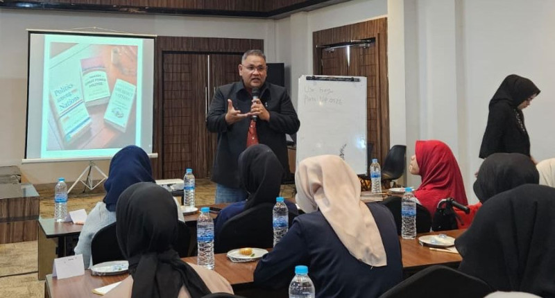 Berbicara di Depan Content Creator, Teguh Santosa Bandingkan Empat Pemimpin Besar Indonesia