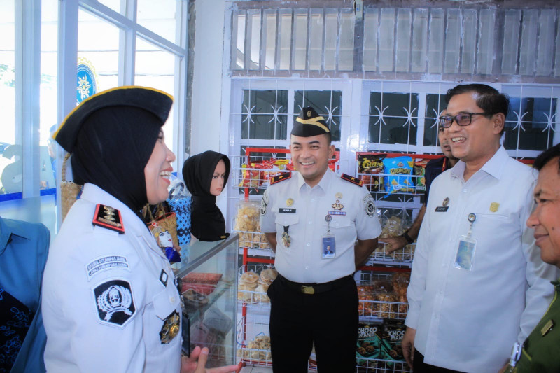 Dapur Indonesia, Pesta Singapura: Membongkar Rantai Nilai yang Timpang