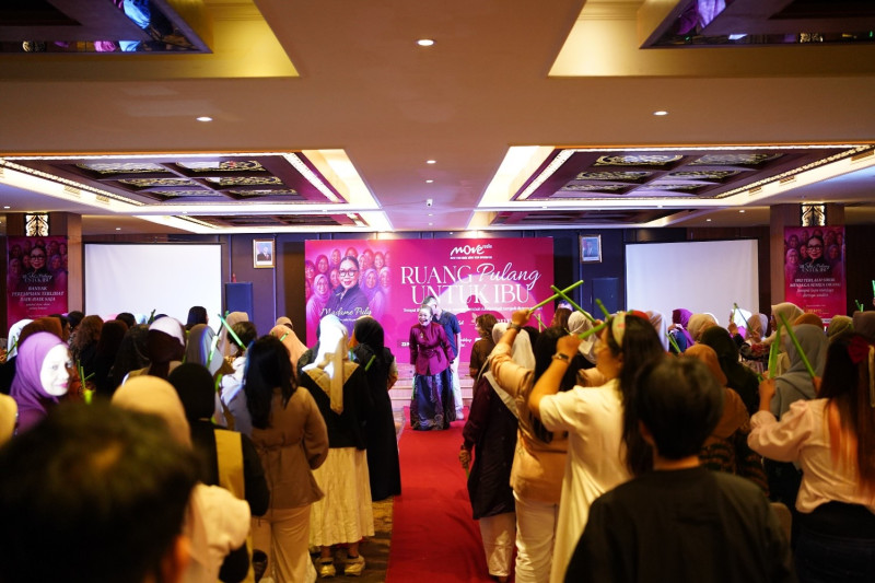 Move Radio Tutup Rangkaian Pully Talks Melalui Acara &ldquo;Ruang Pulang untuk Ibu&rdquo; Bersama Madame Pully