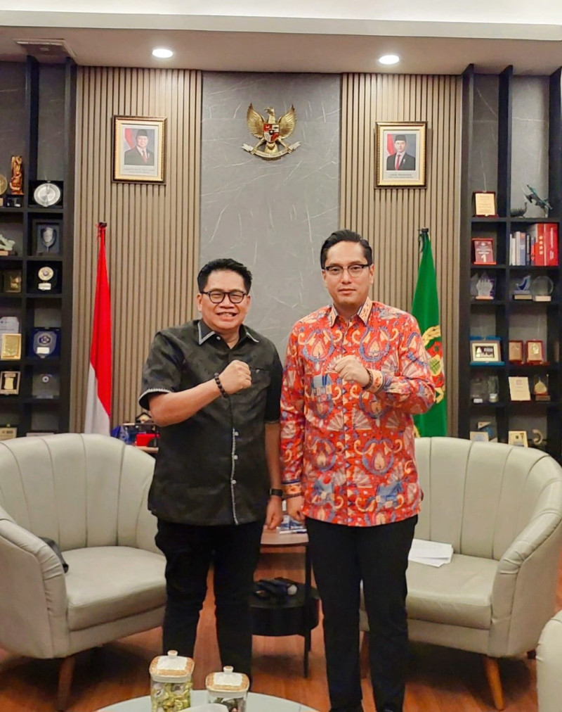 Silaturahmi Tanpa Batas, Rianto SH MH Bersama Wali Kota Medan Rico Waas, Bahas Taman Budaya hingga &lsquo;Sarina Medan&rsquo;