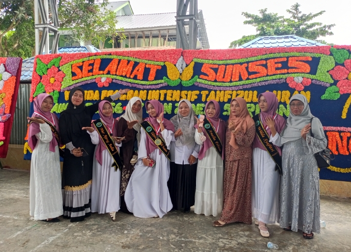 Wisuda Tahfiz Al-Qur&rsquo;an Angkatan 56&ndash;57, 120 Siswa MAN 2 Deli Serdang Didorong Cintai Al-Qur&rsquo;an
