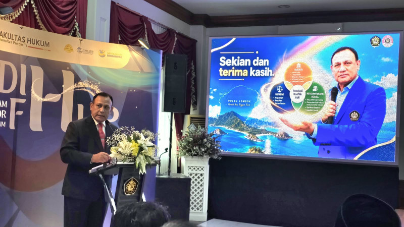 Firli Bahuri Resmi Sandang Gelar Doktor Hukum, Raih Gelar Summa Cumlaude dan IPK 4,0