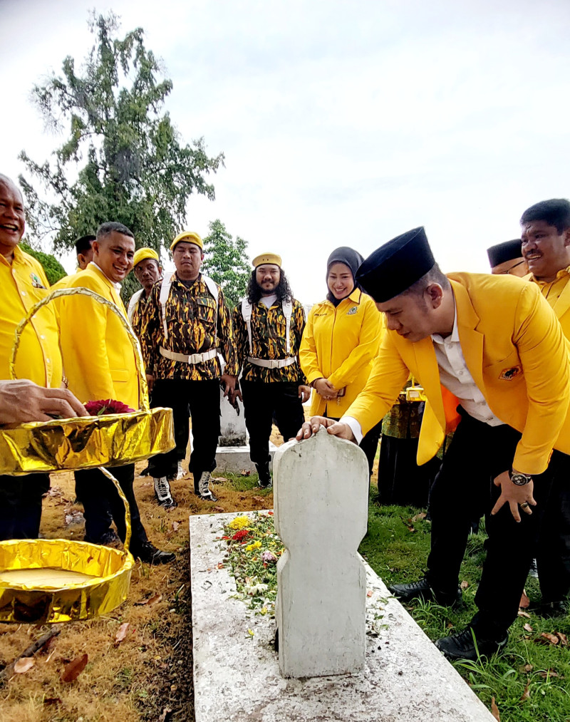 MKGR Sumut Ikut Ziarah ke Makam Pahlawan, Darma Putra Rangkuti: Momentum Mengenang Jasa Pejuang Bangsa